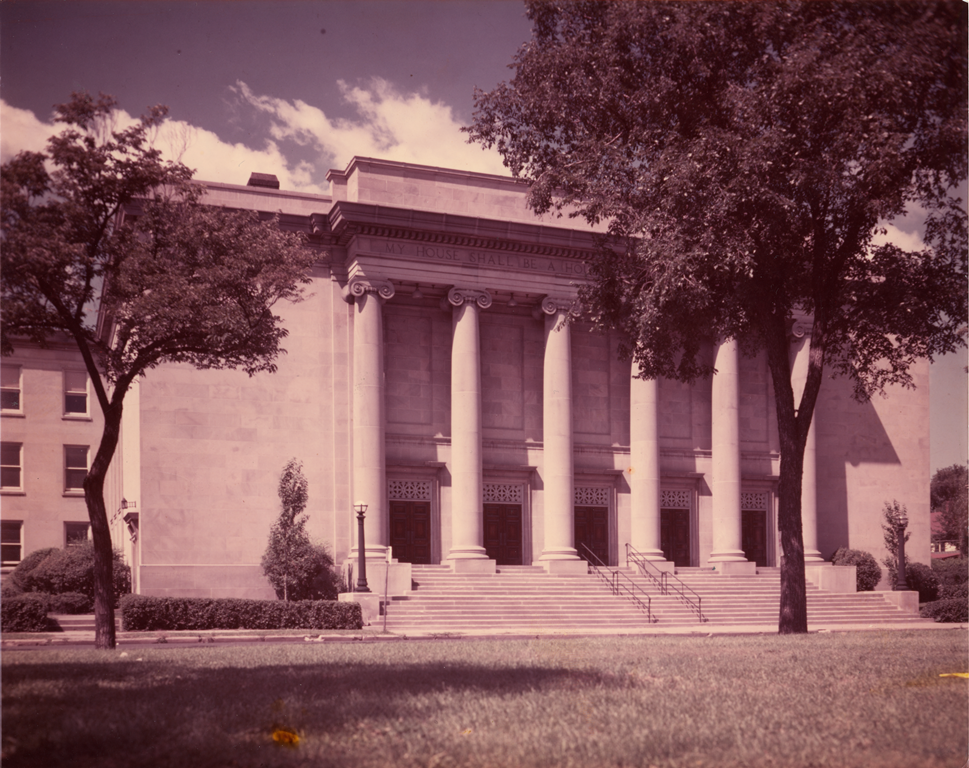 An image showing the front of the Temple Israel synagogue, built in 1928.