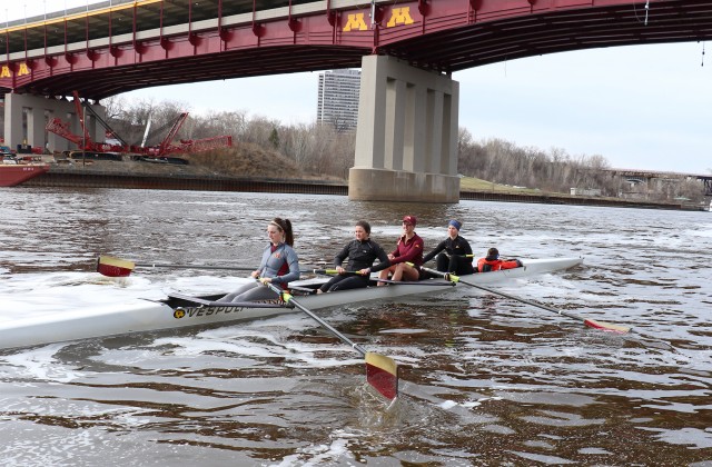 Gopher Women’s Rowing Team under Washington Avenue Bridge