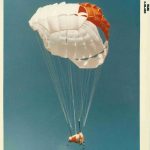 nasa-parachute-1