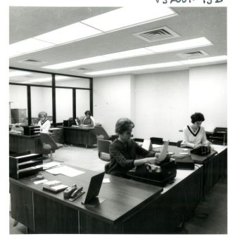 Wilson Library staff office area, 1968, http://purl.umn.edu/226255