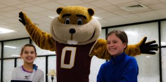 Two Gopherbaloo students posing with Goldy