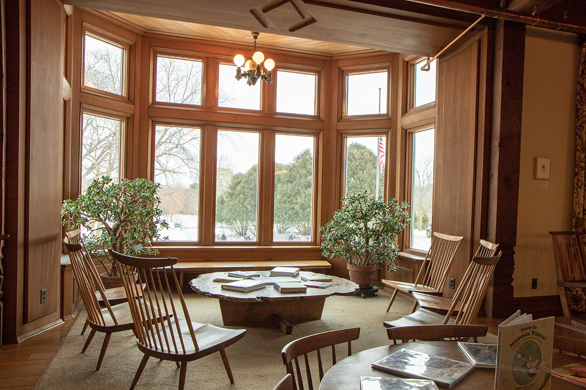 Chairs arranged in a circle overlooking a window at Andersen Horticultural Library